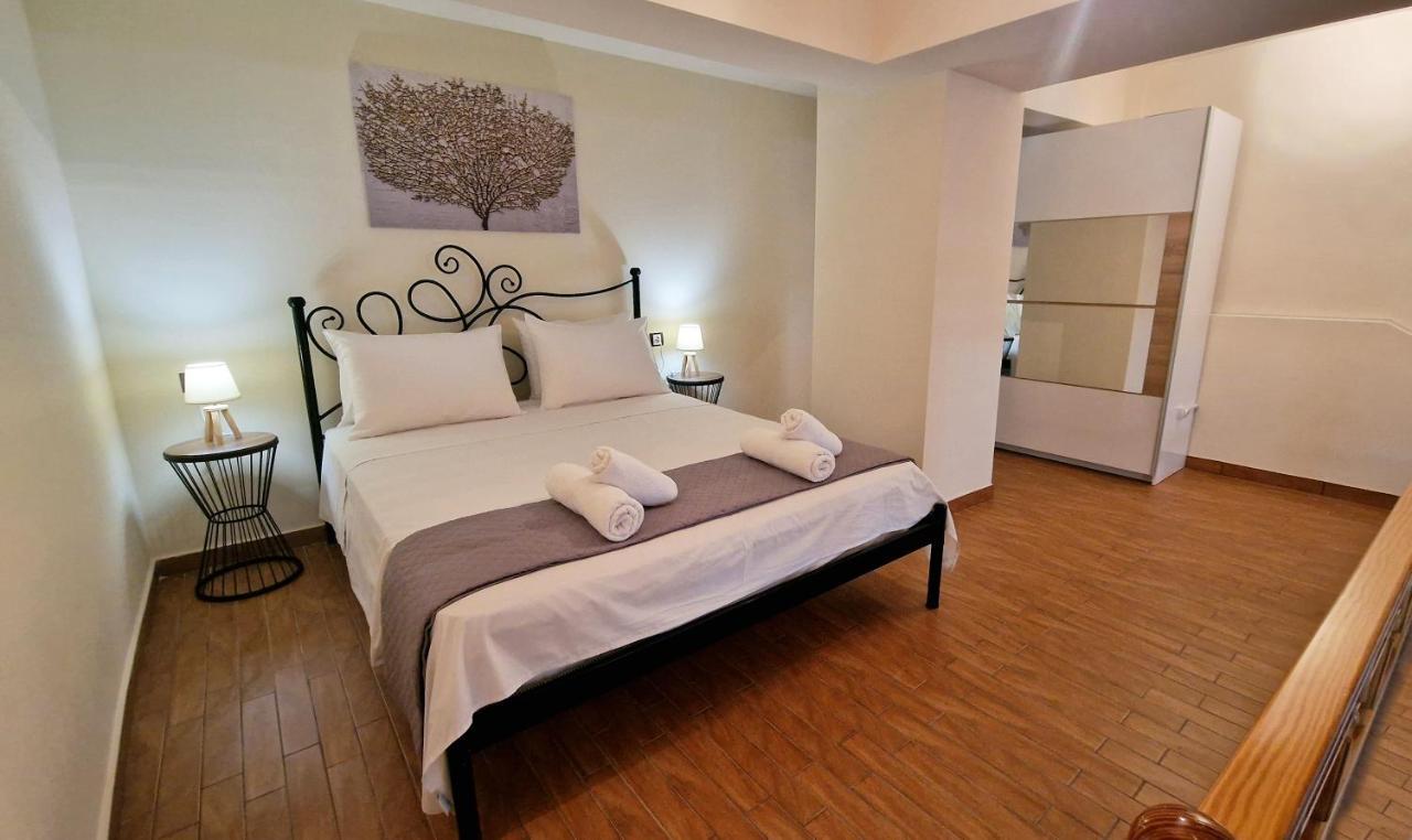 Pg Luxury Apartment Kavala Esterno foto