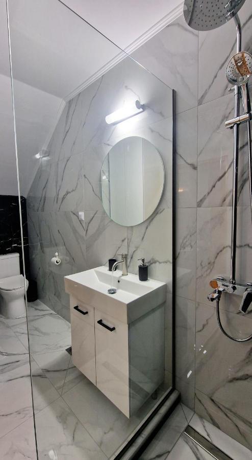 Pg Luxury Apartment Kavala Esterno foto